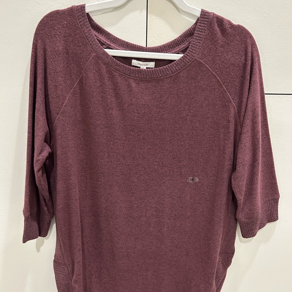 New Women's Burgundy Lightweight Sweater